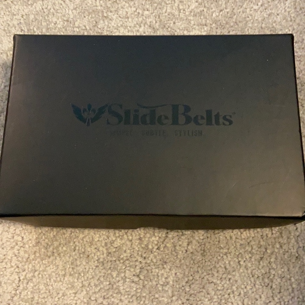 Women's adjustable SlideBelt